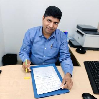 Dr. Hari Om Gupta